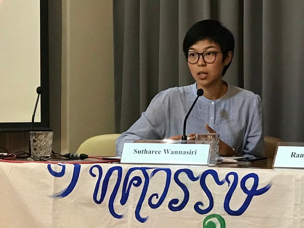 Woman human rights defender Sutharee Wannasiri speaking at a Fortify Rights press conference, ©FortifyRights, Oct 2018.